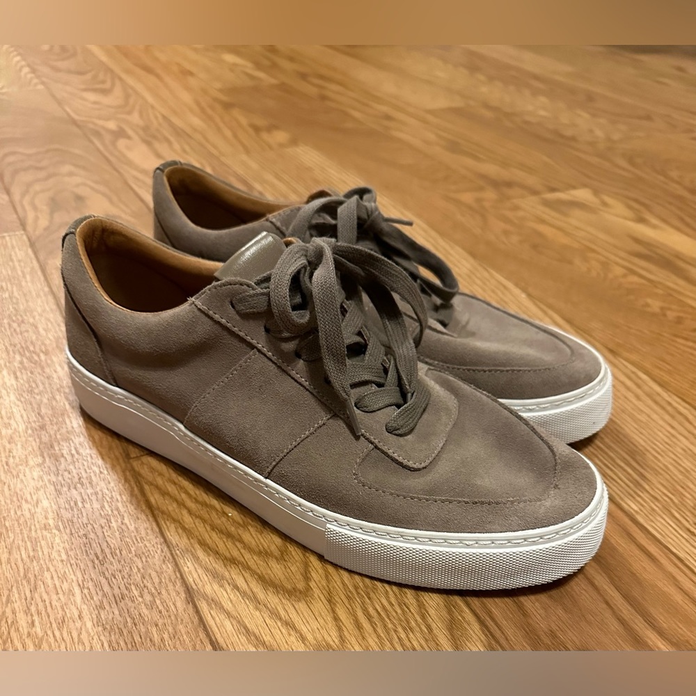 Express Shoes - Picture 7 of 13